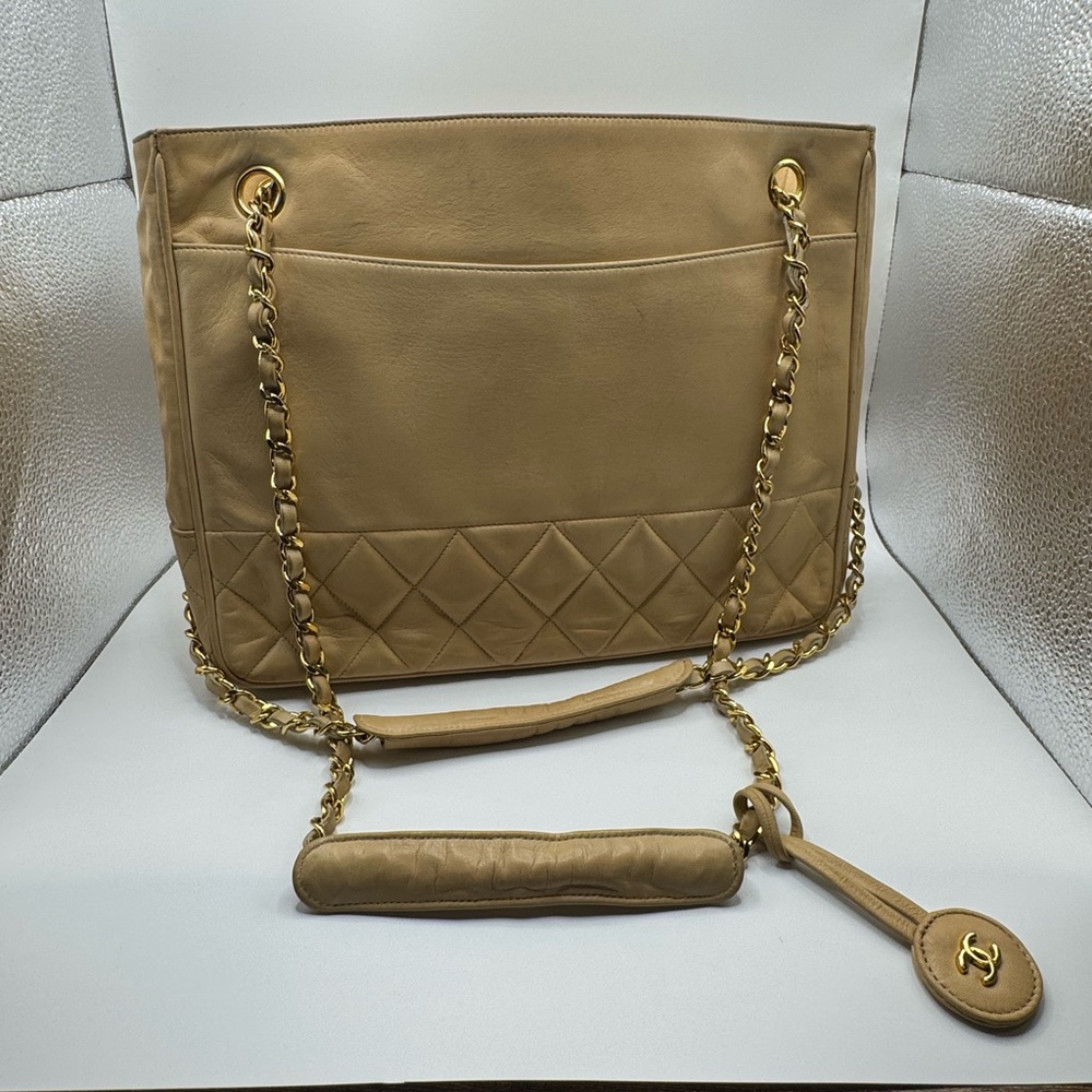 SOLD!!!! CHANEL Vintage Matelasse Lambskin Shoulder Bag
